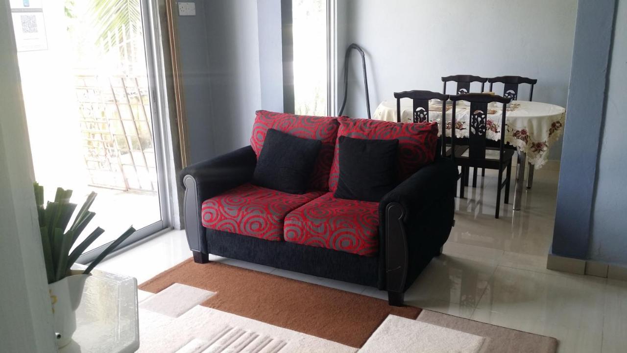 Kuntum Cottage Bed & Breakfast Kampung Tanjung Ipoh エクステリア 写真